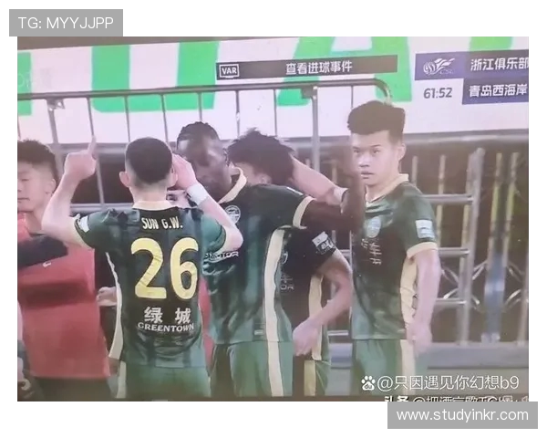 王钰栋世界波闪耀赛场弗兰克点射助浙江逆转击败青岛西海岸